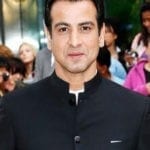 Advocate K.D. Pathak real name is Ronit Roy