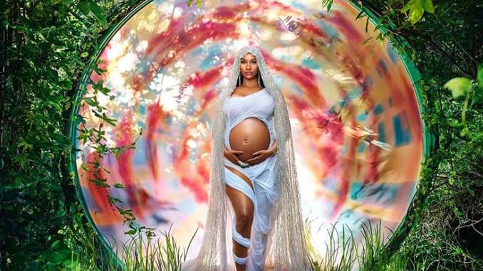 Nicki Minaj Announces Pregnancy, Shares Pictures of Her Cute Baby Bump